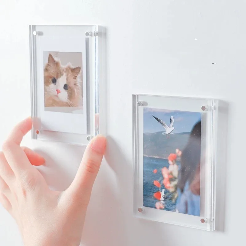 Five sizes of magnetic acrylic photo frame laid flat from 2 to 6 inch